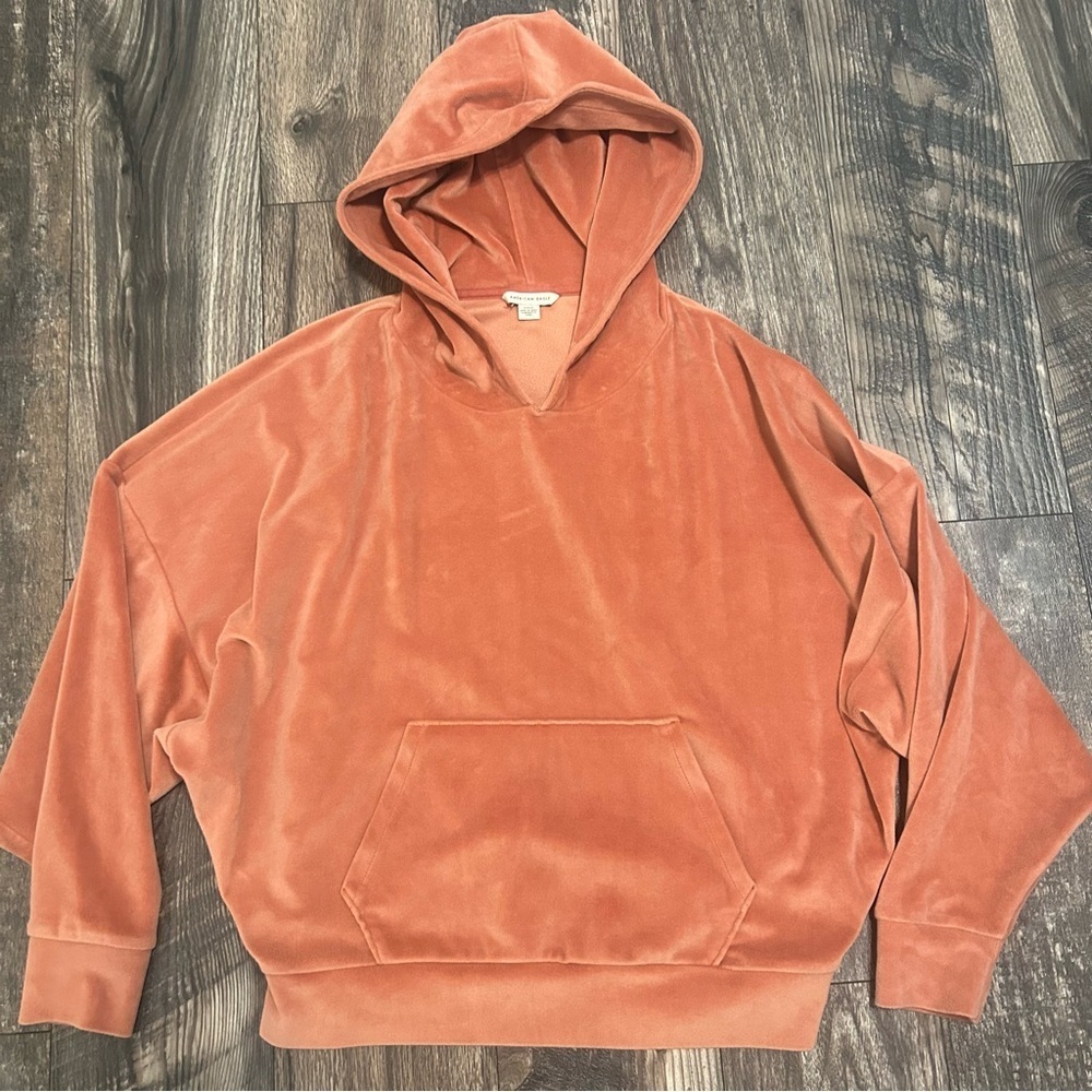 American Eagle Velvet Pink Rose Hoodie Boxy Style Women’s Small